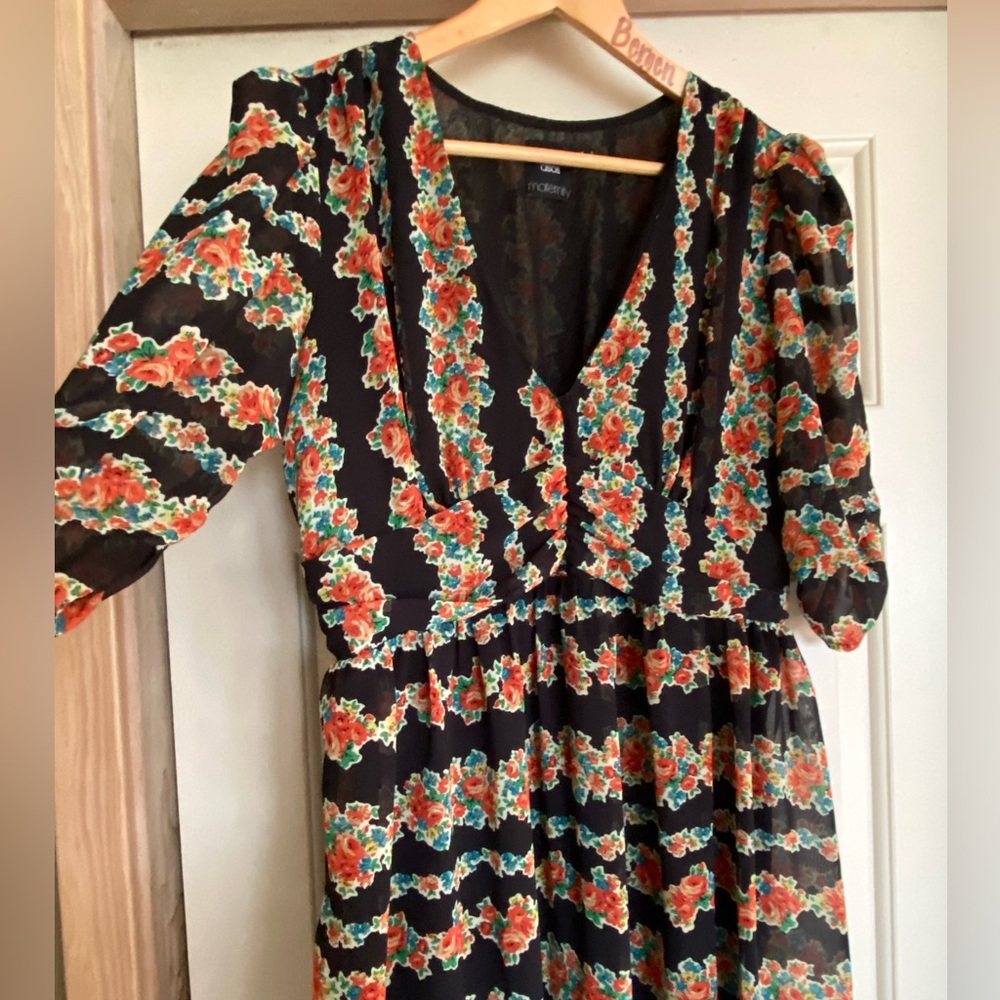 ASOS MATERNITY Floral and Black dress size 8